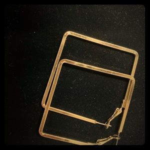 Gold plated square earrings